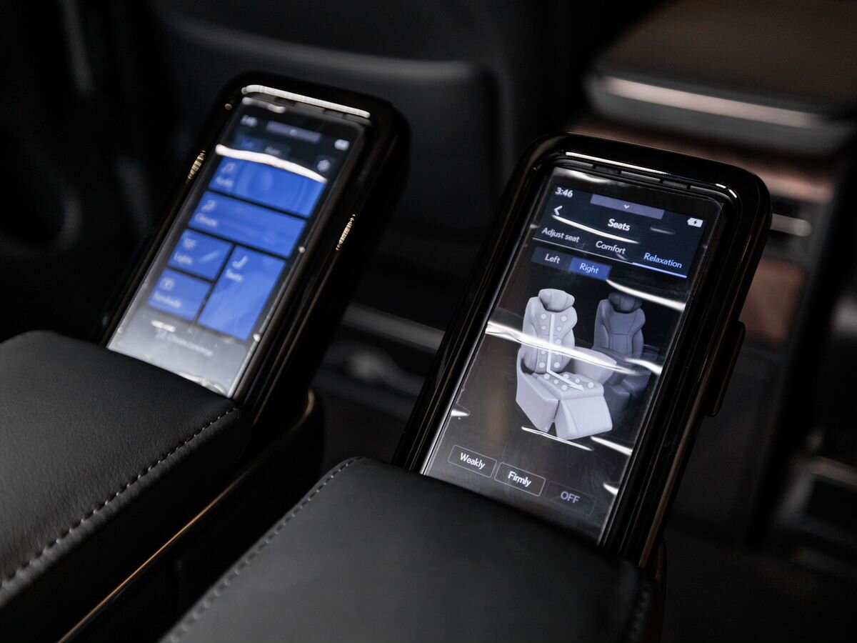 Lexus LM II 350h 2.5hyb CVT (250 л.с.) 4WD