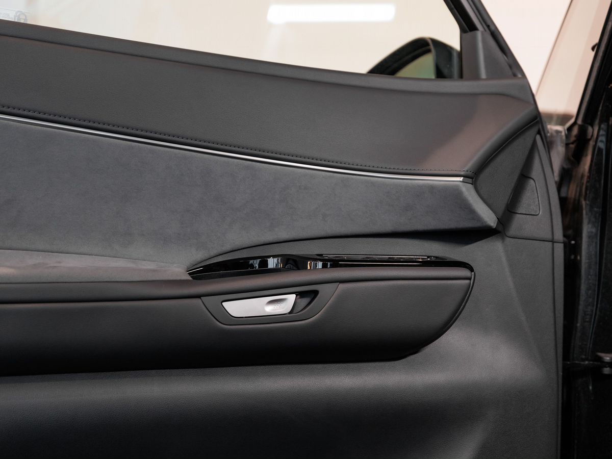 Lexus LM II 350h 2.5hyb CVT (250 л.с.) 4WD