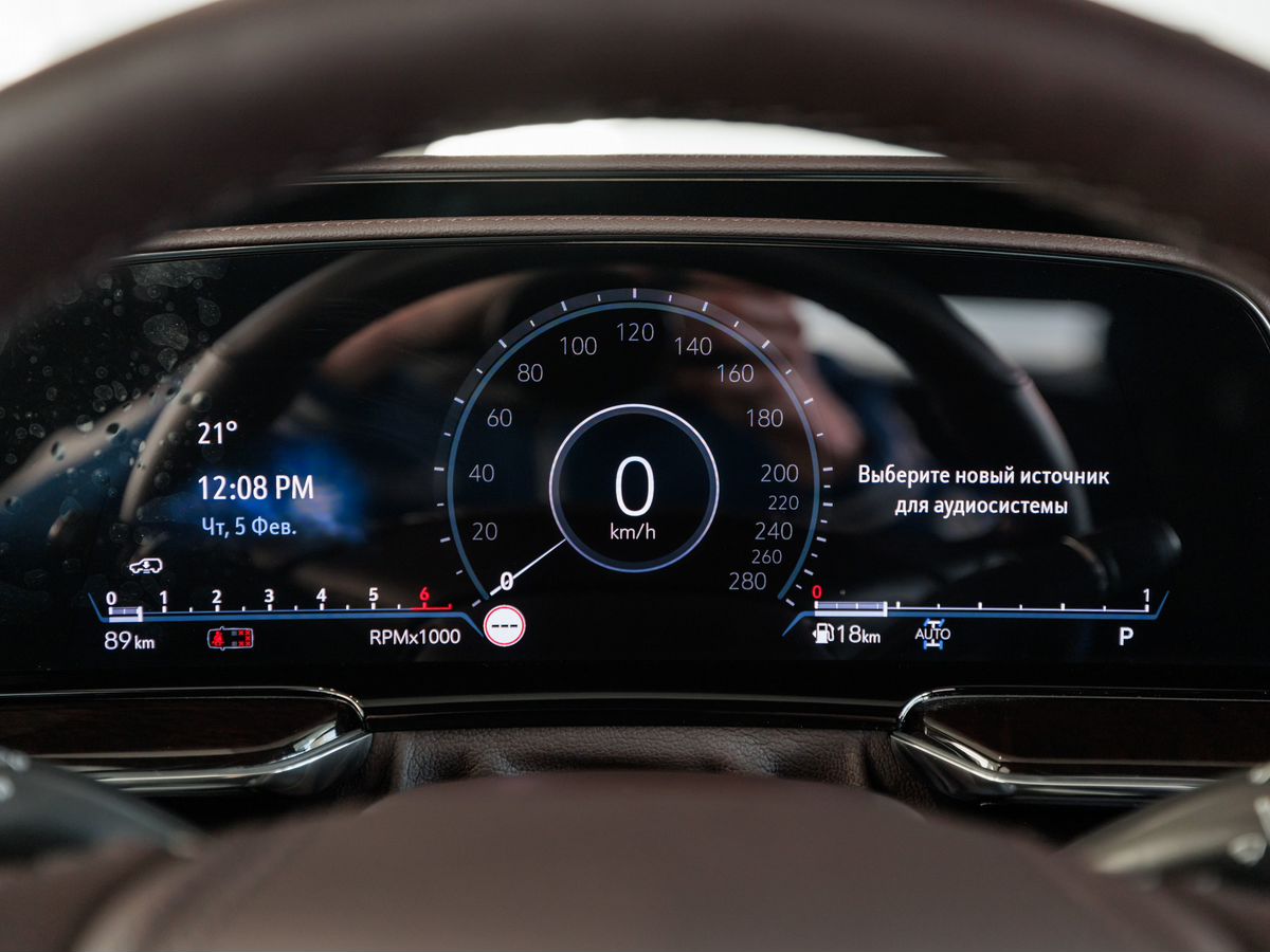 Cadillac Escalade V ESV 6.2 AT (420 л.с.) 4WD