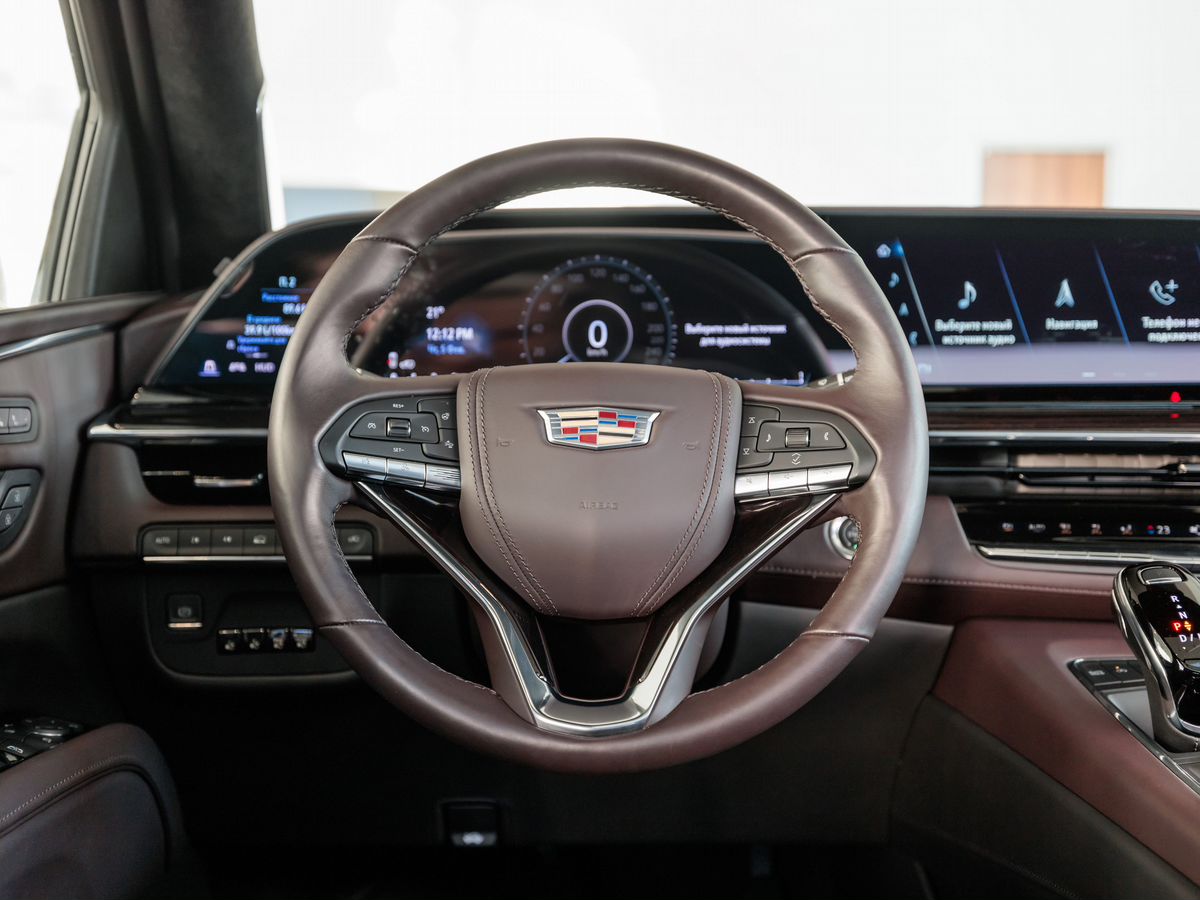 Cadillac Escalade V ESV 6.2 AT (420 л.с.) 4WD