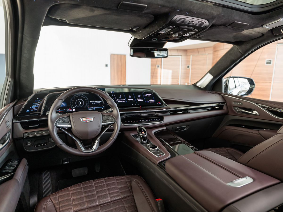 Cadillac Escalade V ESV 6.2 AT (420 л.с.) 4WD