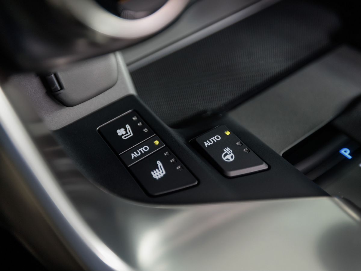 Lexus LX IV 600 3.4 AT (415 л.с.) 4WD