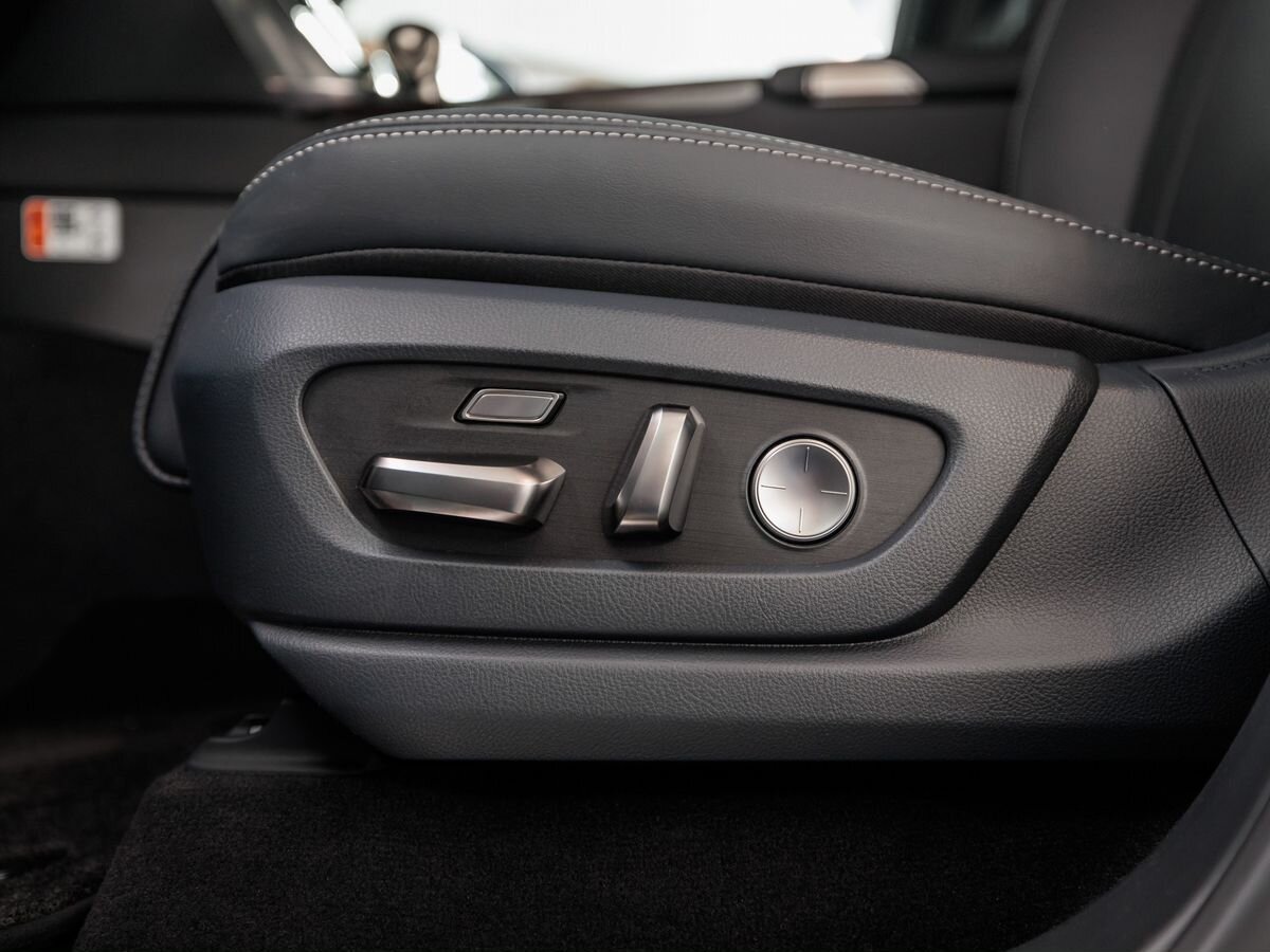 Lexus LX IV 600 3.4 AT (415 л.с.) 4WD