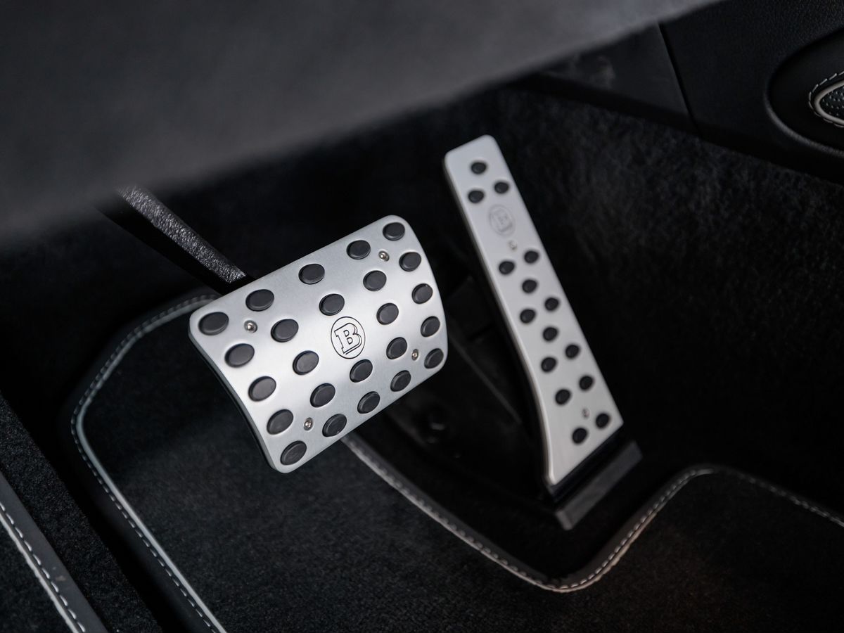 Mercedes-Benz G-Класс AMG II (W465) Рестайлинг Brabus 800 4.0 AT (800 л.с.) 4WD