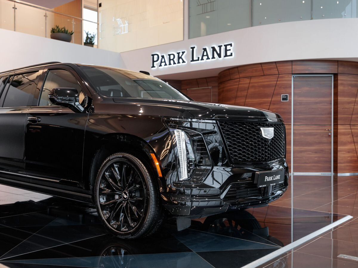 Cadillac Escalade V Рестайлинг ESV 6.2 AT (420 л.с.) 4WD