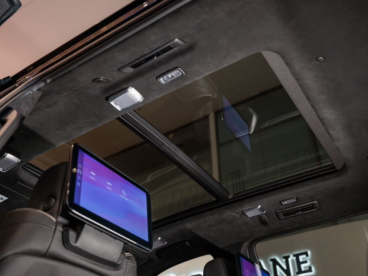 Cadillac Escalade V Рестайлинг ESV 6.2 AT (420 л.с.) 4WD