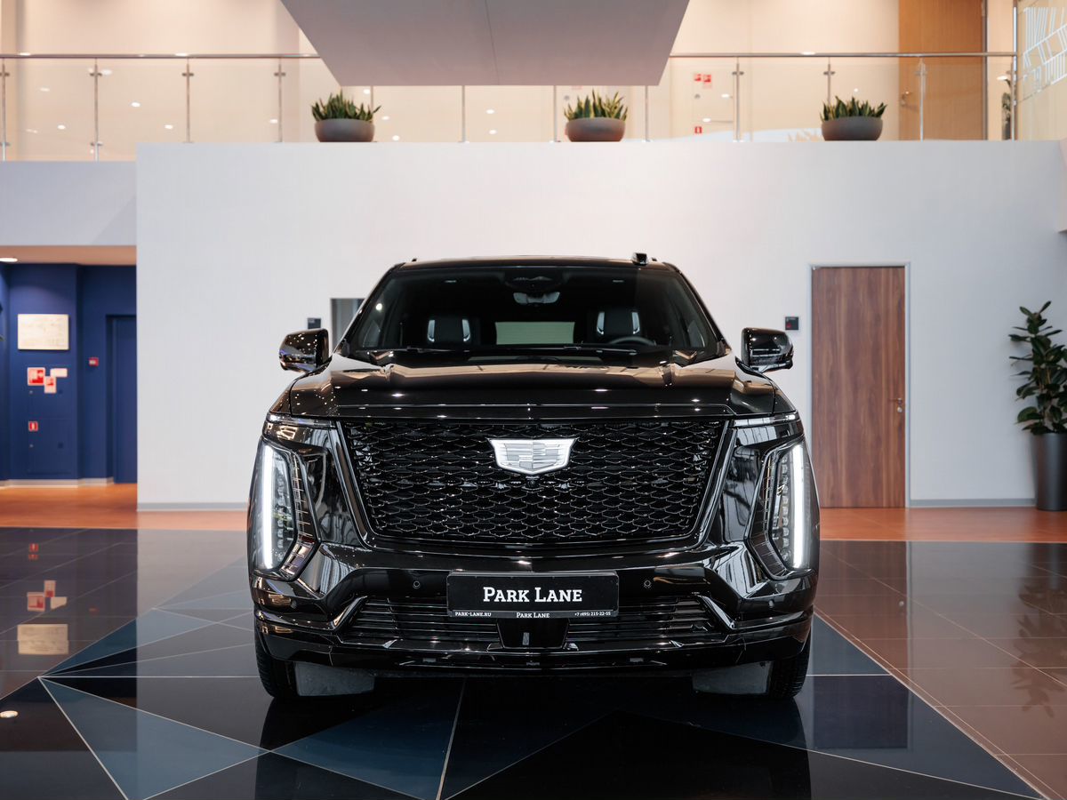 Cadillac Escalade V Рестайлинг ESV 6.2 AT (420 л.с.) 4WD