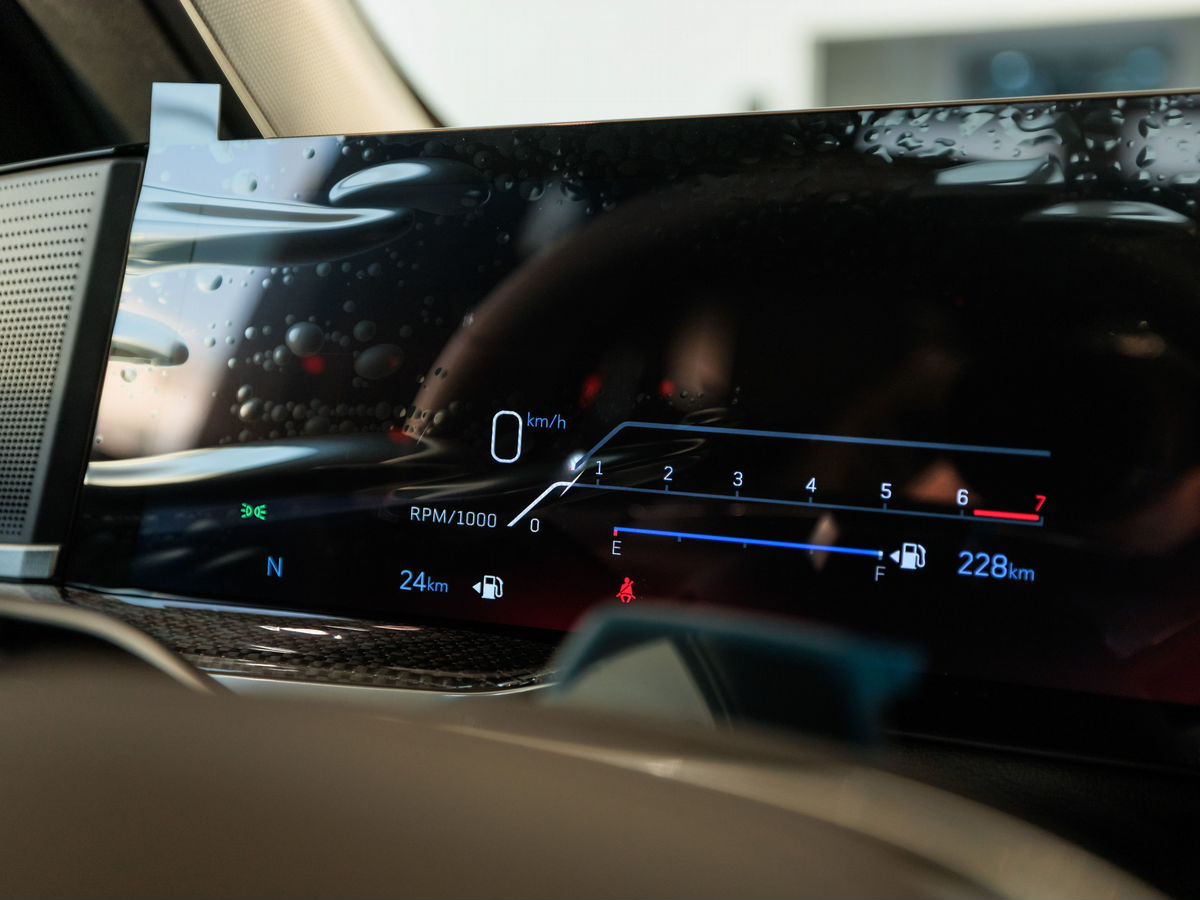 Cadillac Escalade-V I Рестайлинг 6.2 AT (682 л.с.) 4WD