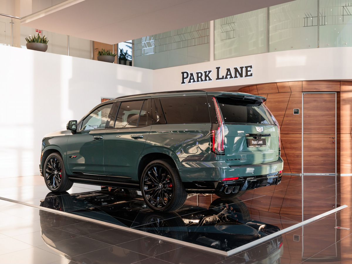 Cadillac Escalade-V I Рестайлинг 6.2 AT (682 л.с.) 4WD