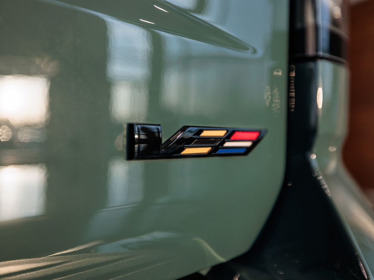 Cadillac Escalade-V I Рестайлинг 6.2 AT (682 л.с.) 4WD