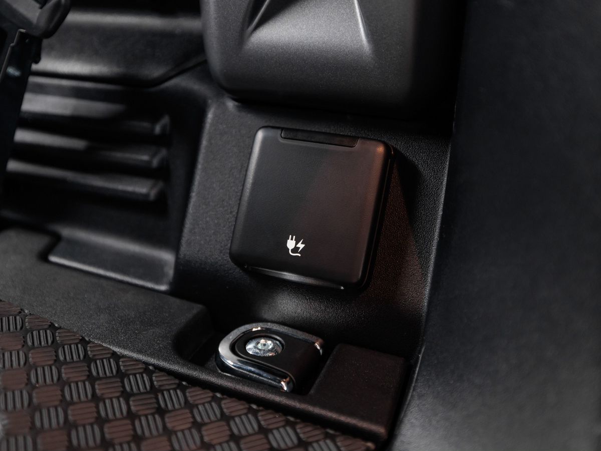 Land Rover Defender II 110 3.0 AT (400 л.с.) 4WD