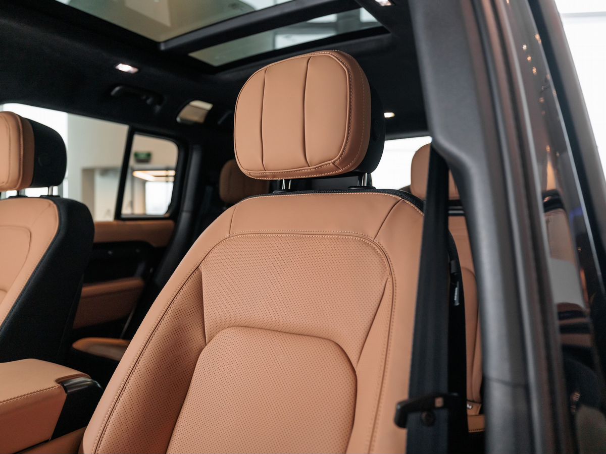 Land Rover Defender II 110 3.0 AT (400 л.с.) 4WD