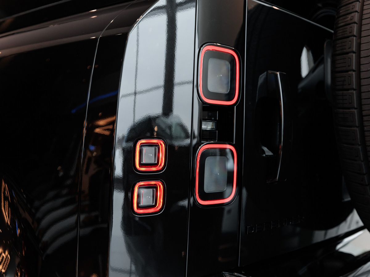 Land Rover Defender II 110 3.0 AT (400 л.с.) 4WD