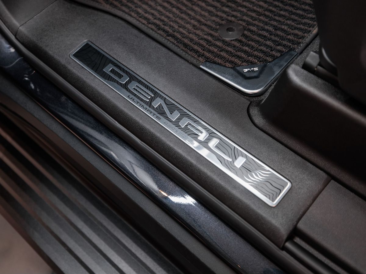 GMC Yukon V Рестайлинг 6.2 AT (420 л.с.) 4WD