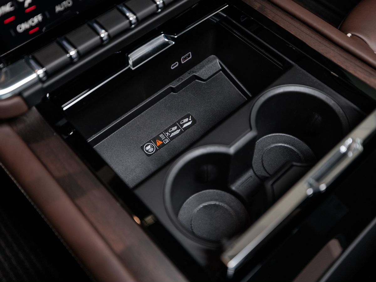 GMC Yukon V Рестайлинг 6.2 AT (420 л.с.) 4WD