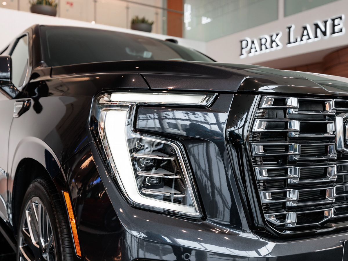 GMC Yukon V Рестайлинг 6.2 AT (420 л.с.) 4WD