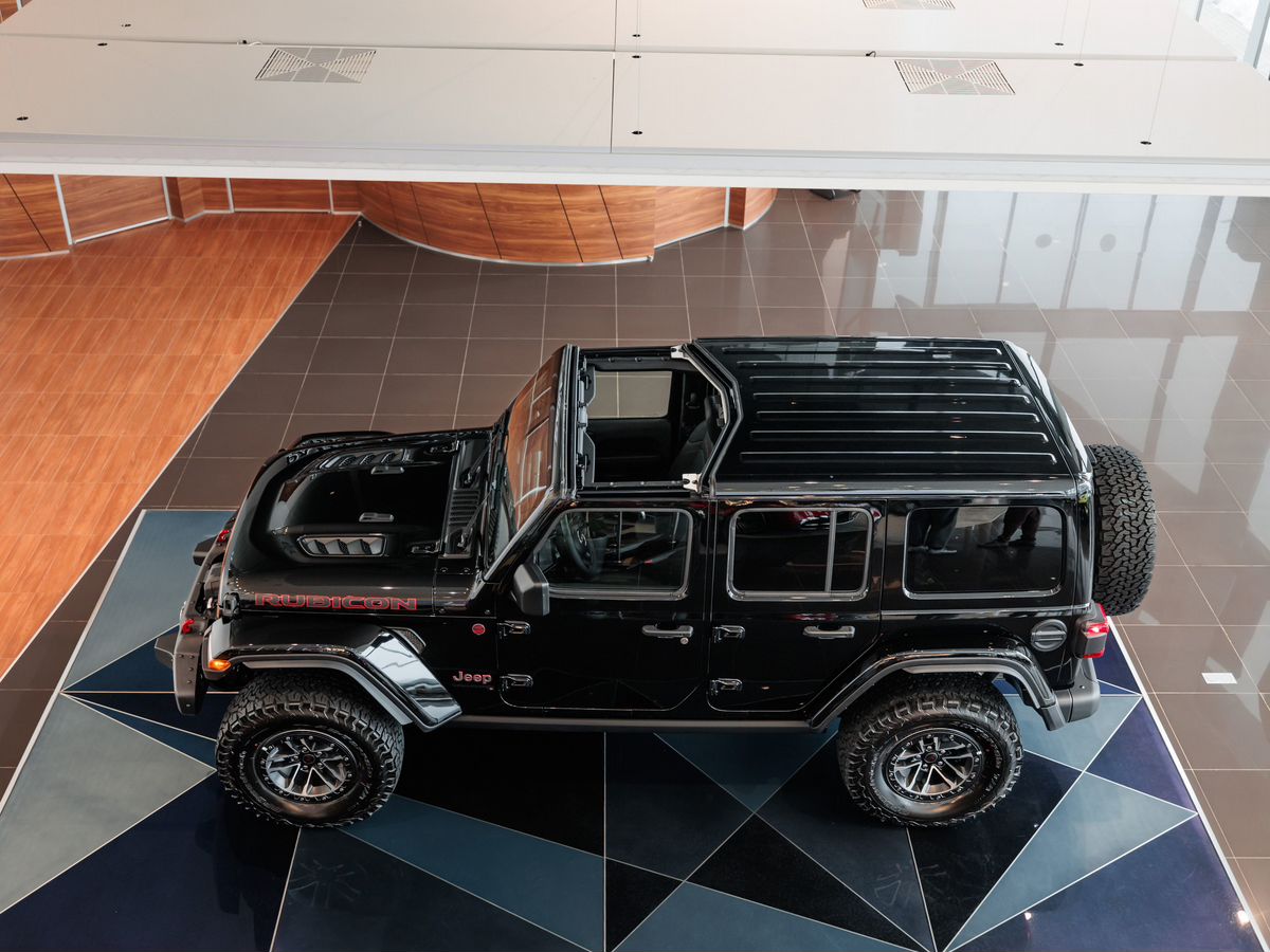 Jeep Wrangler IV (JL) Рестайлинг 2.0 AT (272 л.с.) 4WD