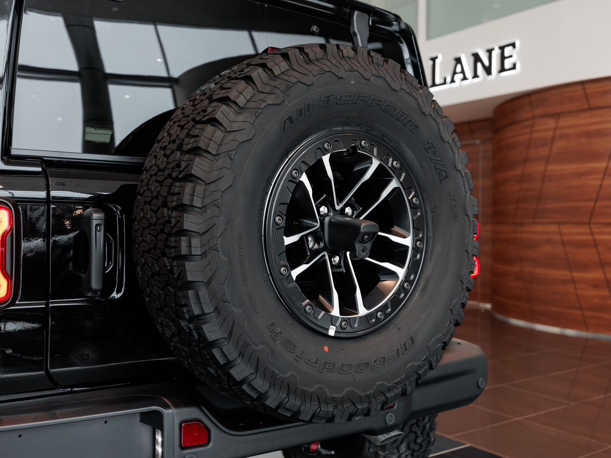 Jeep Wrangler IV (JL) Рестайлинг 2.0 AT (272 л.с.) 4WD