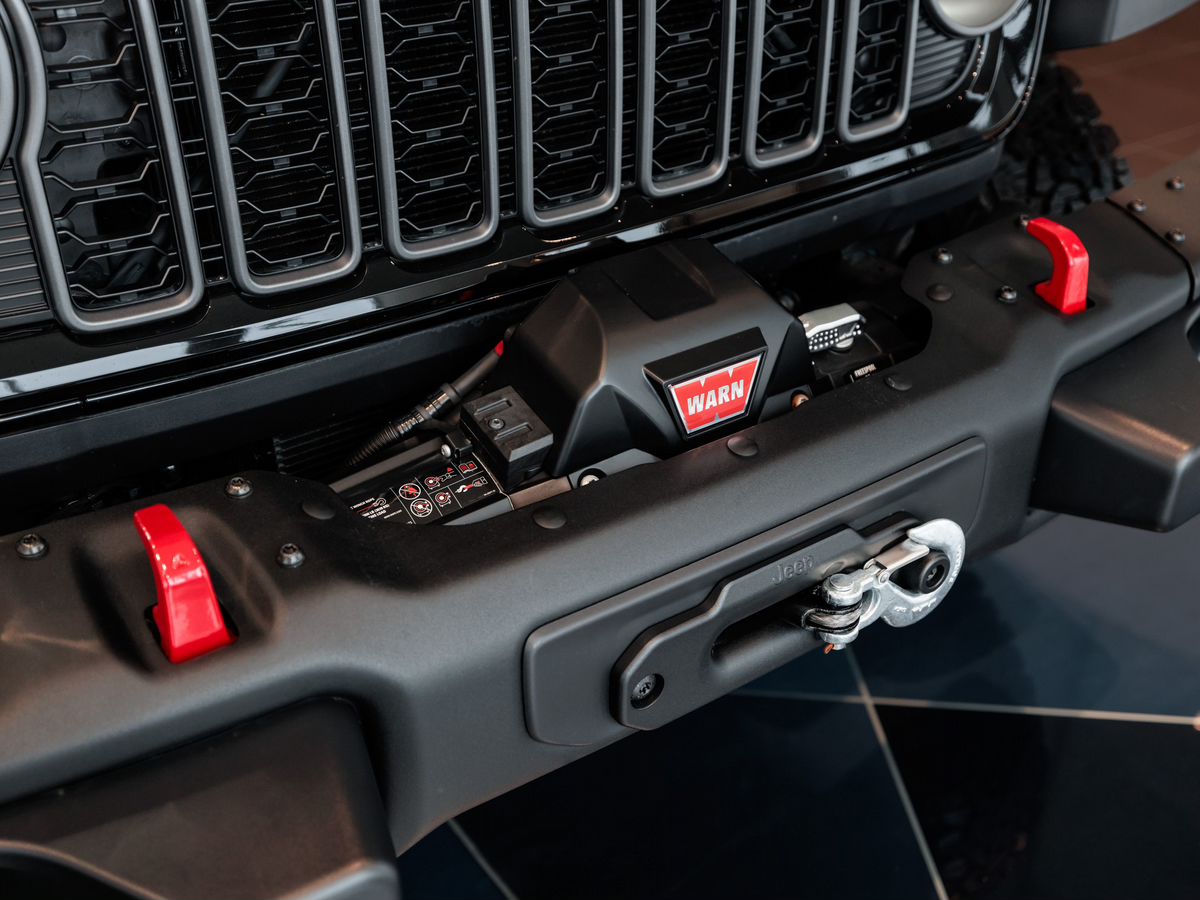 Jeep Wrangler IV (JL) Рестайлинг 2.0 AT (272 л.с.) 4WD