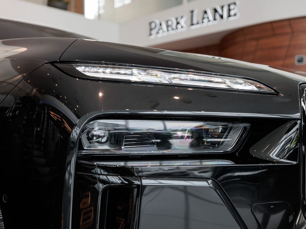 BMW 7 серии VII (G70) 740d xDrive 3.0d AT (286 л.с.) 4WD