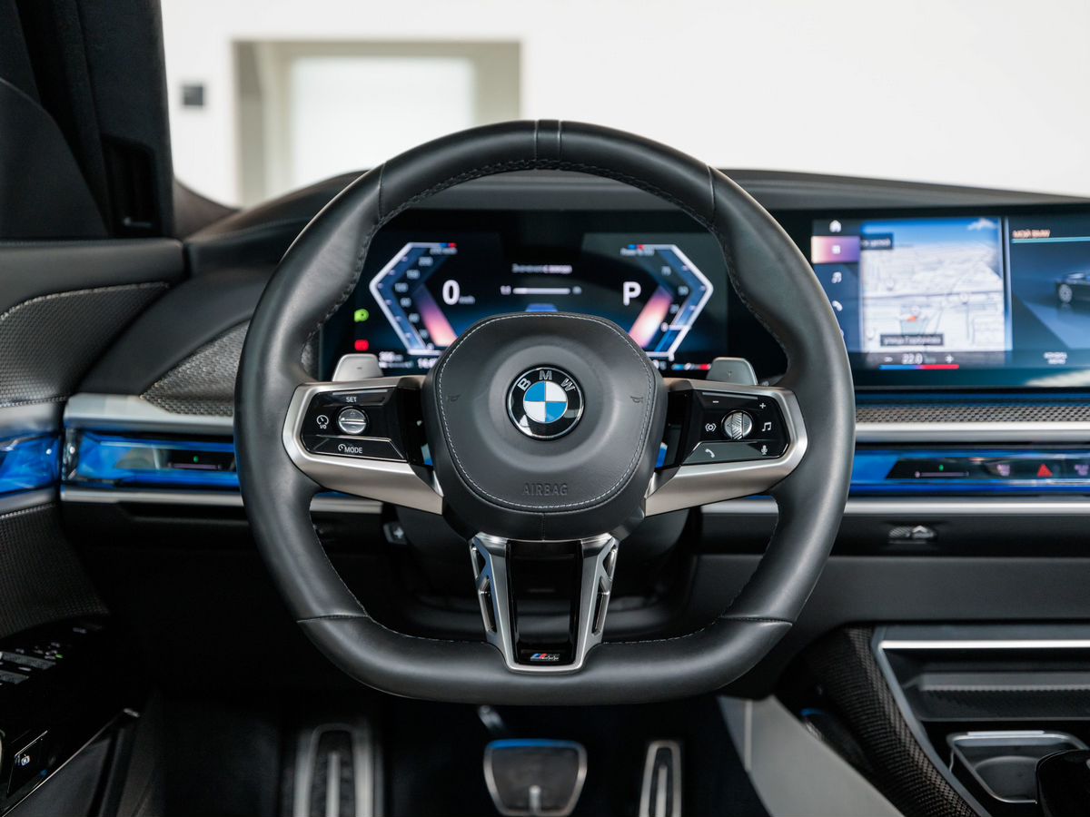 BMW 7 серии VII (G70) 740d xDrive 3.0d AT (286 л.с.) 4WD