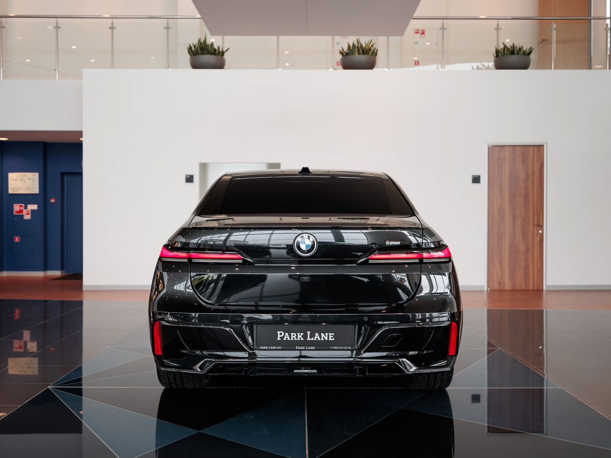 BMW 7 серии VII (G70) 740d xDrive 3.0d AT (286 л.с.) 4WD