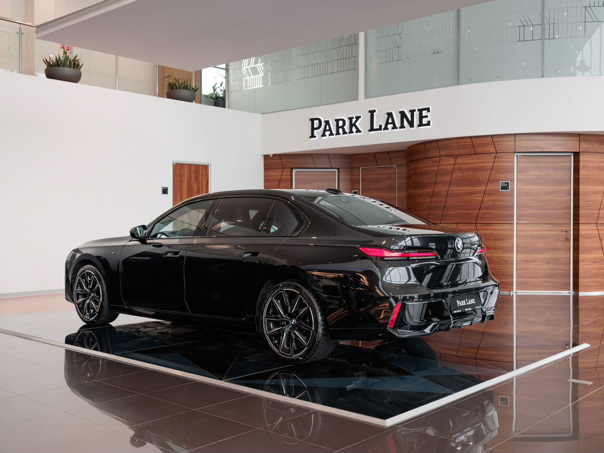 BMW 7 серии VII (G70) 740d xDrive 3.0d AT (286 л.с.) 4WD