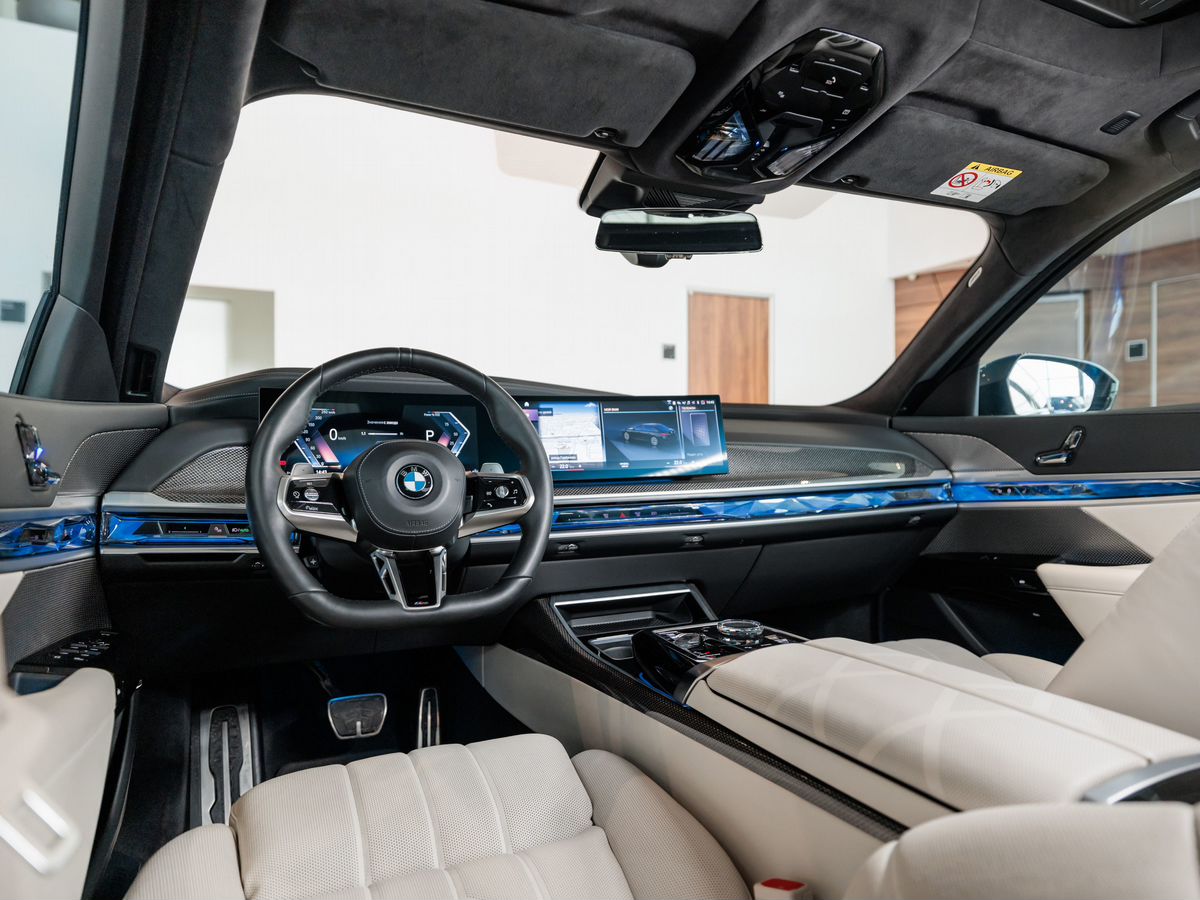 BMW 7 серии VII (G70) 740d xDrive 3.0d AT (286 л.с.) 4WD