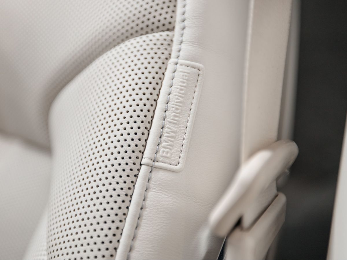 BMW 7 серии VII (G70) 740d xDrive 3.0d AT (286 л.с.) 4WD