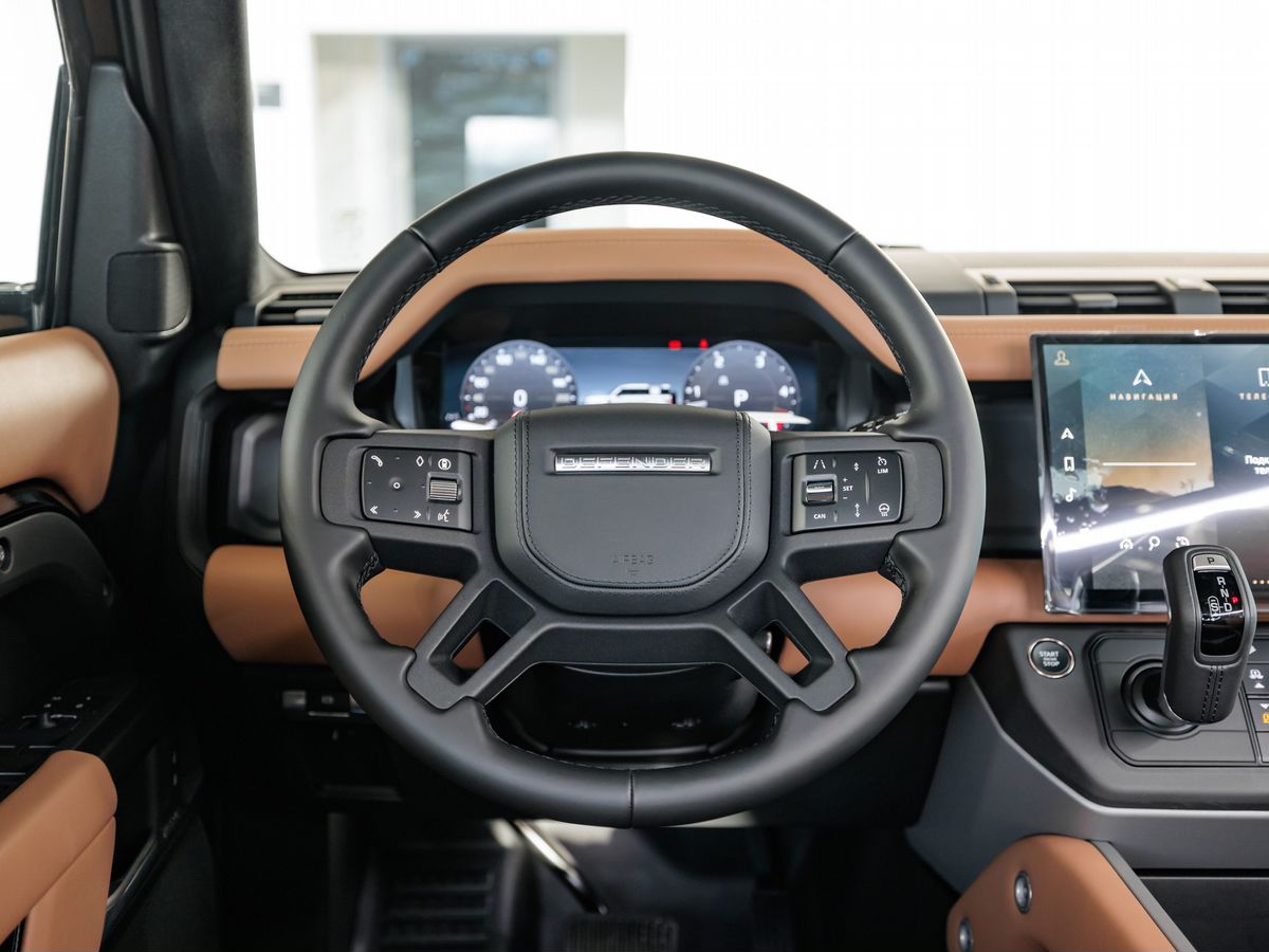 Land Rover Defender II 110 3.0d AT (249 л.с.) 4WD