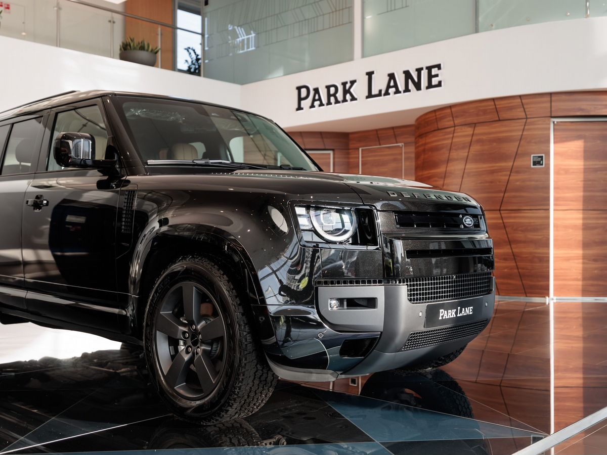 Land Rover Defender II 110 3.0d AT (249 л.с.) 4WD