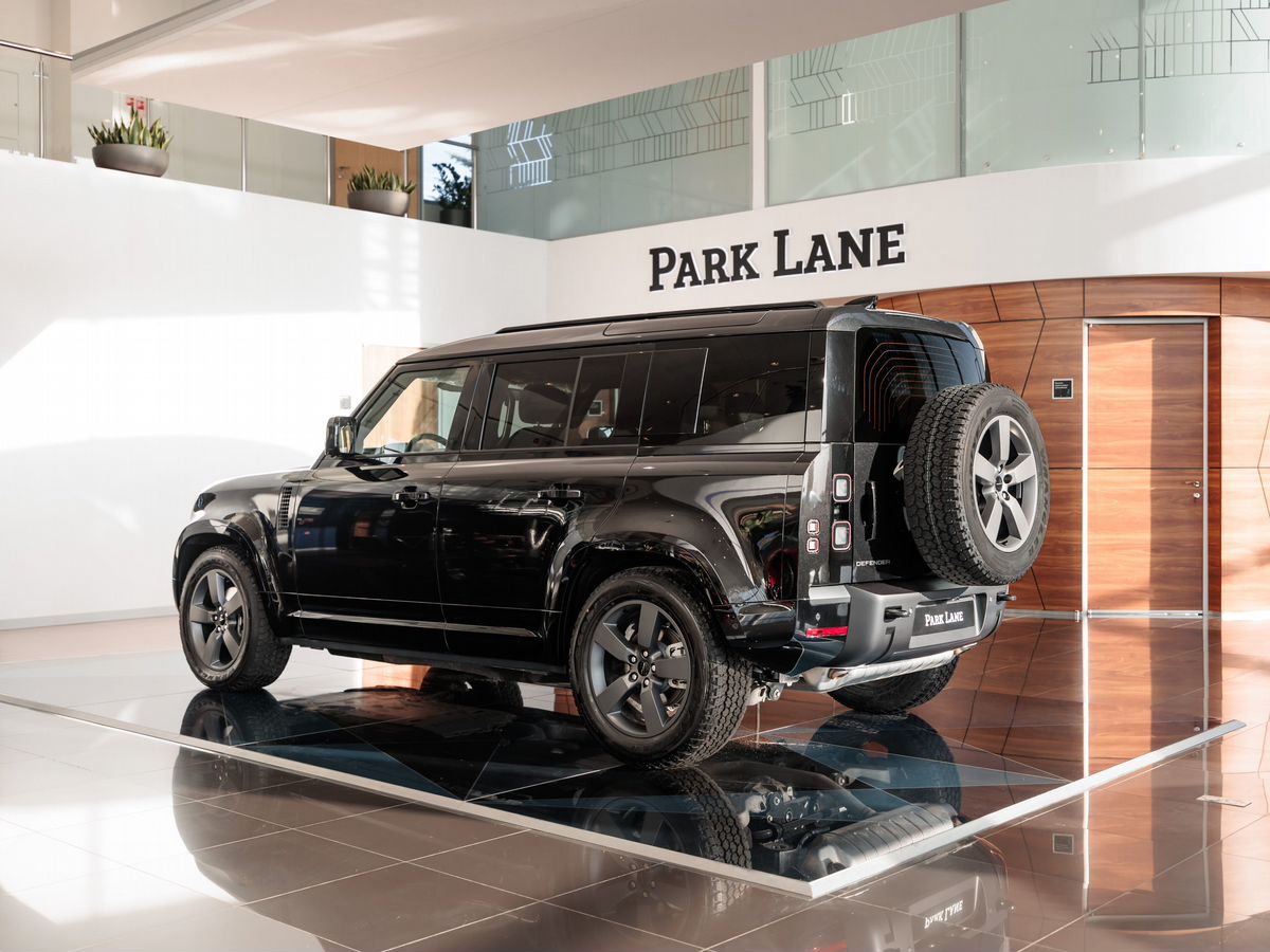 Land Rover Defender II 110 3.0d AT (249 л.с.) 4WD