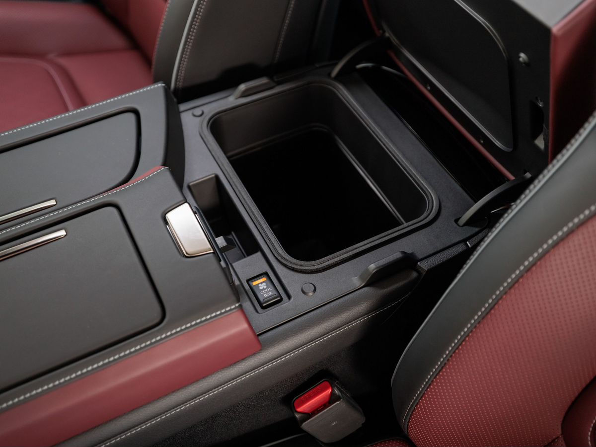 Infiniti QX80 II 3.5 AT (450 л.с.) 4WD