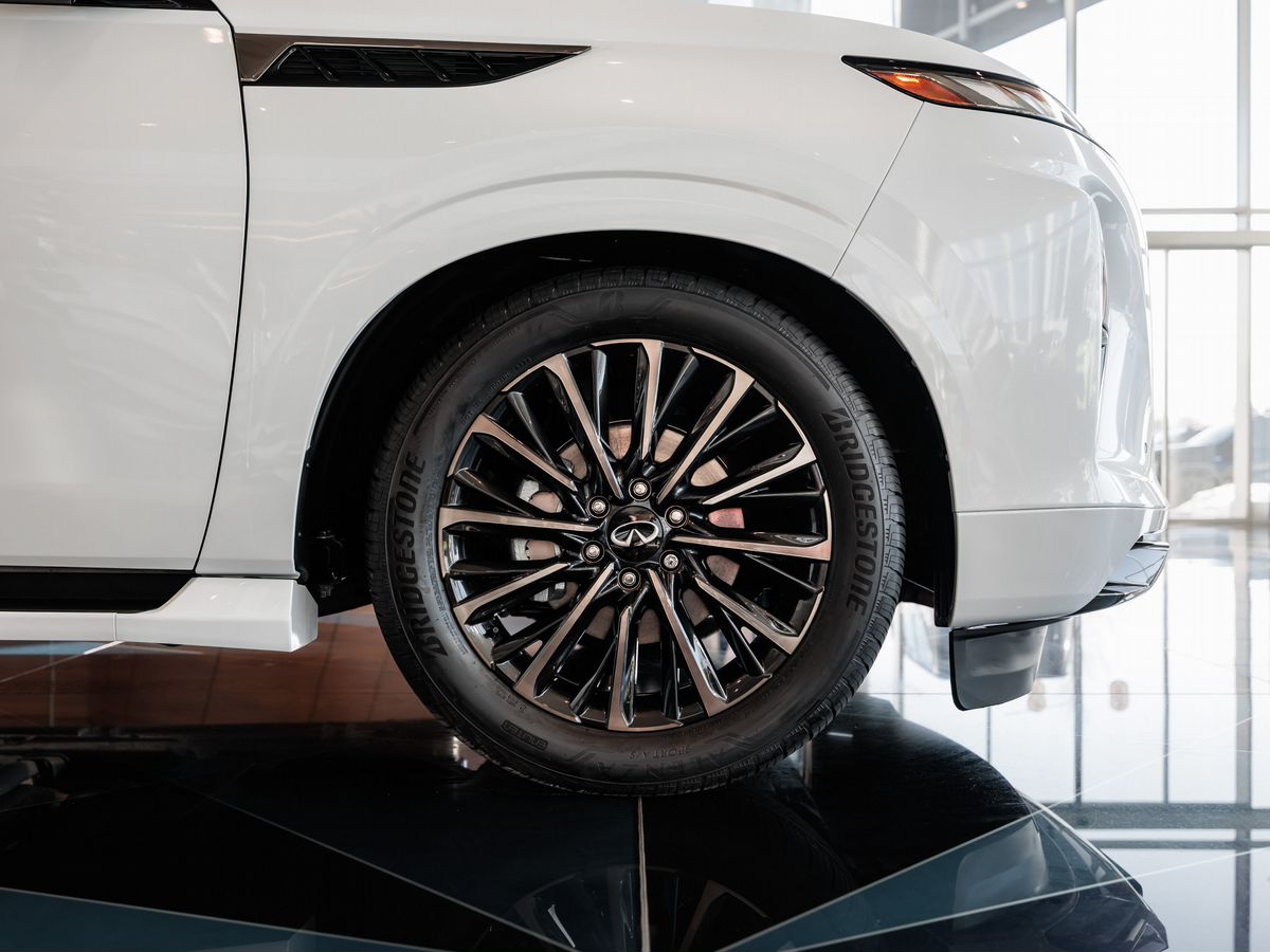 Infiniti QX80 II 3.5 AT (450 л.с.) 4WD