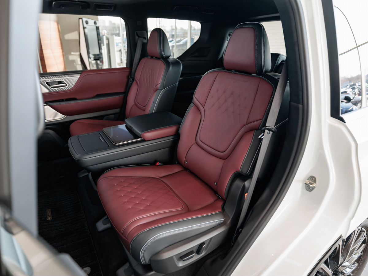 Infiniti QX80 II 3.5 AT (450 л.с.) 4WD