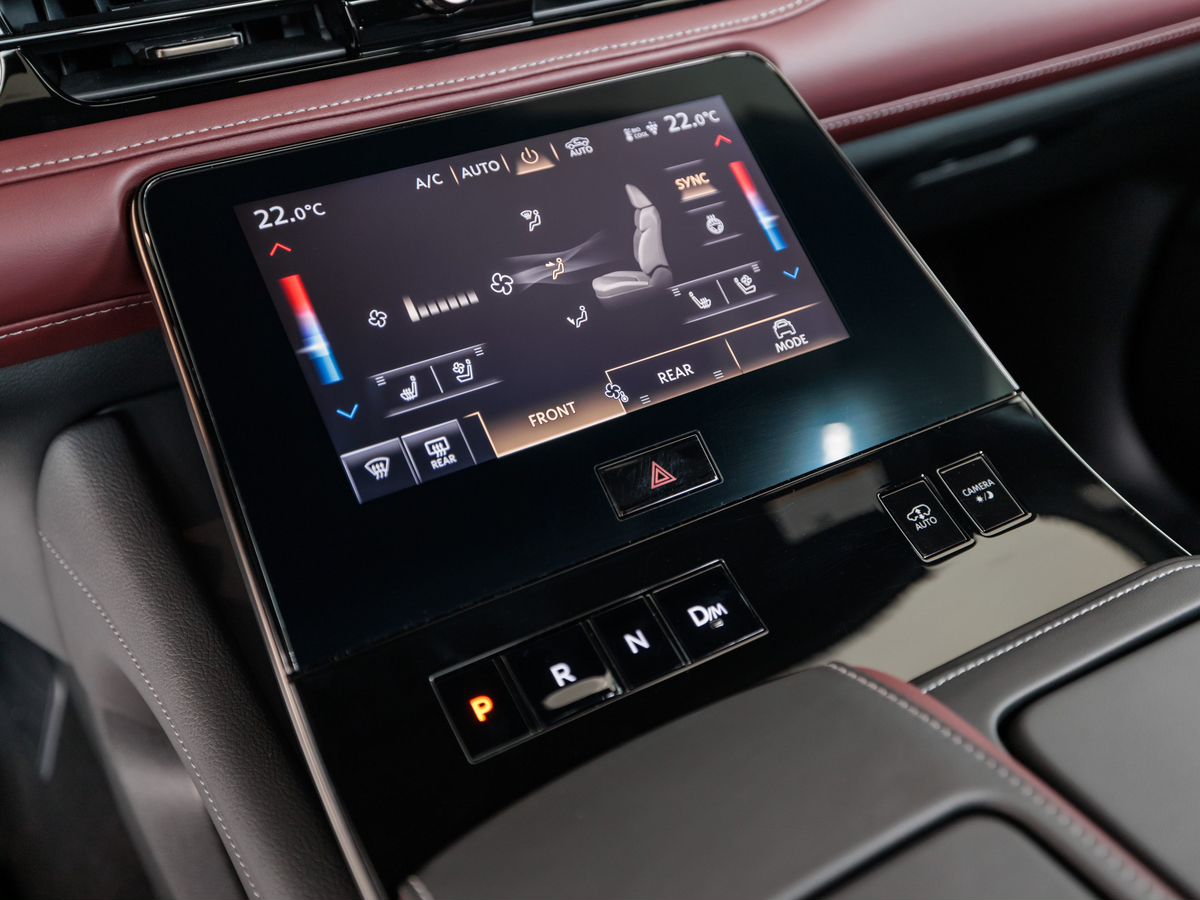 Infiniti QX80 II 3.5 AT (450 л.с.) 4WD