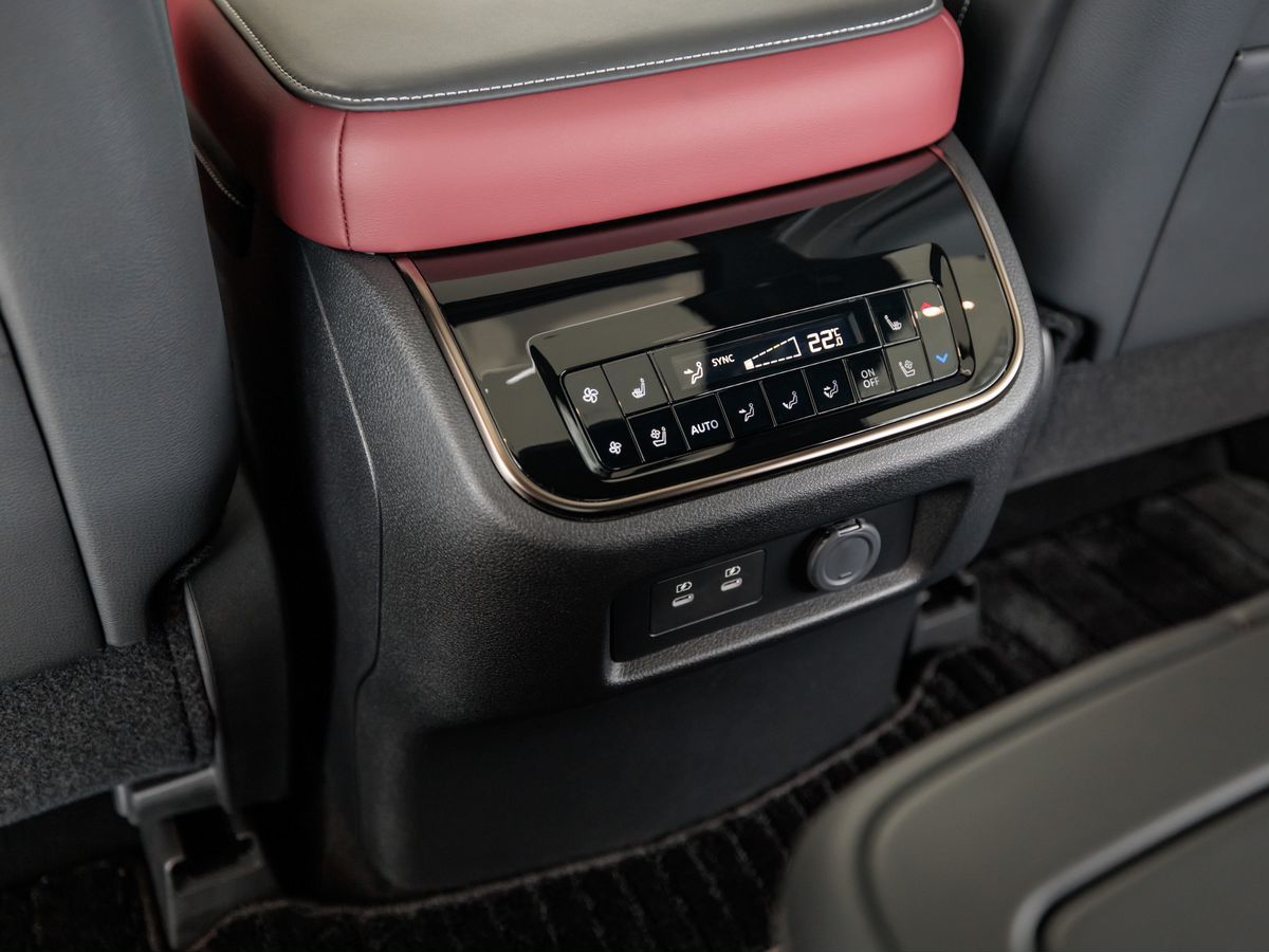 Infiniti QX80 II 3.5 AT (450 л.с.) 4WD