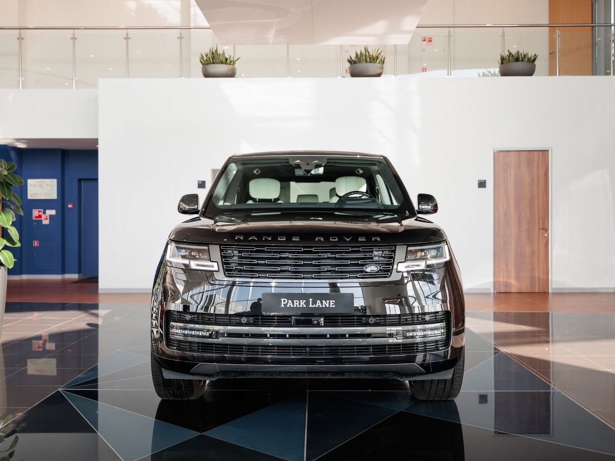 Land Rover Range Rover V D350 MHEV Long 3.0d AT (350 л.с.) 4WD