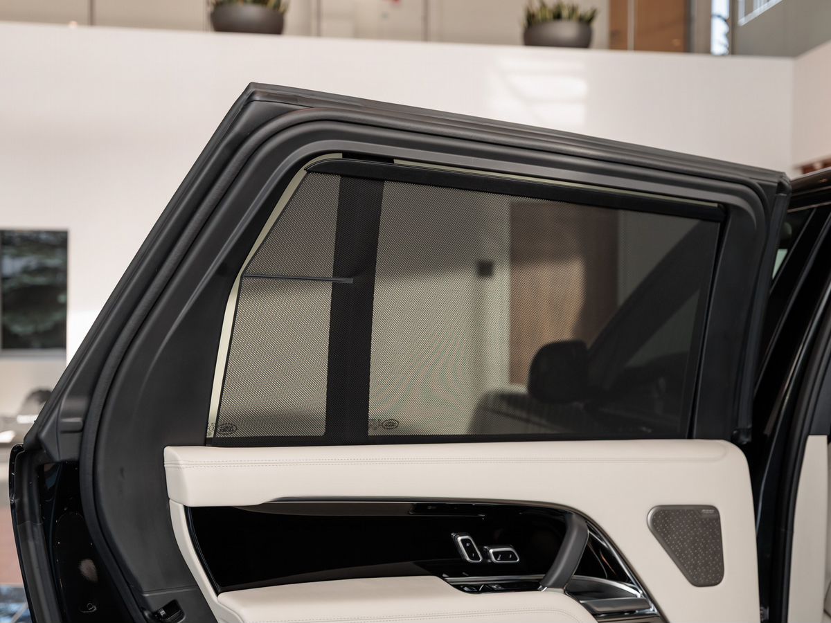 Land Rover Range Rover V D350 MHEV Long 3.0d AT (350 л.с.) 4WD