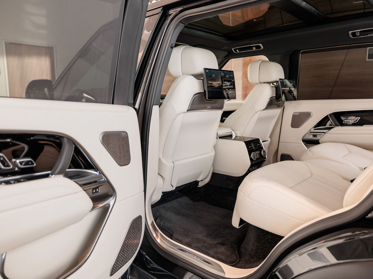 Land Rover Range Rover V D350 MHEV Long 3.0d AT (350 л.с.) 4WD