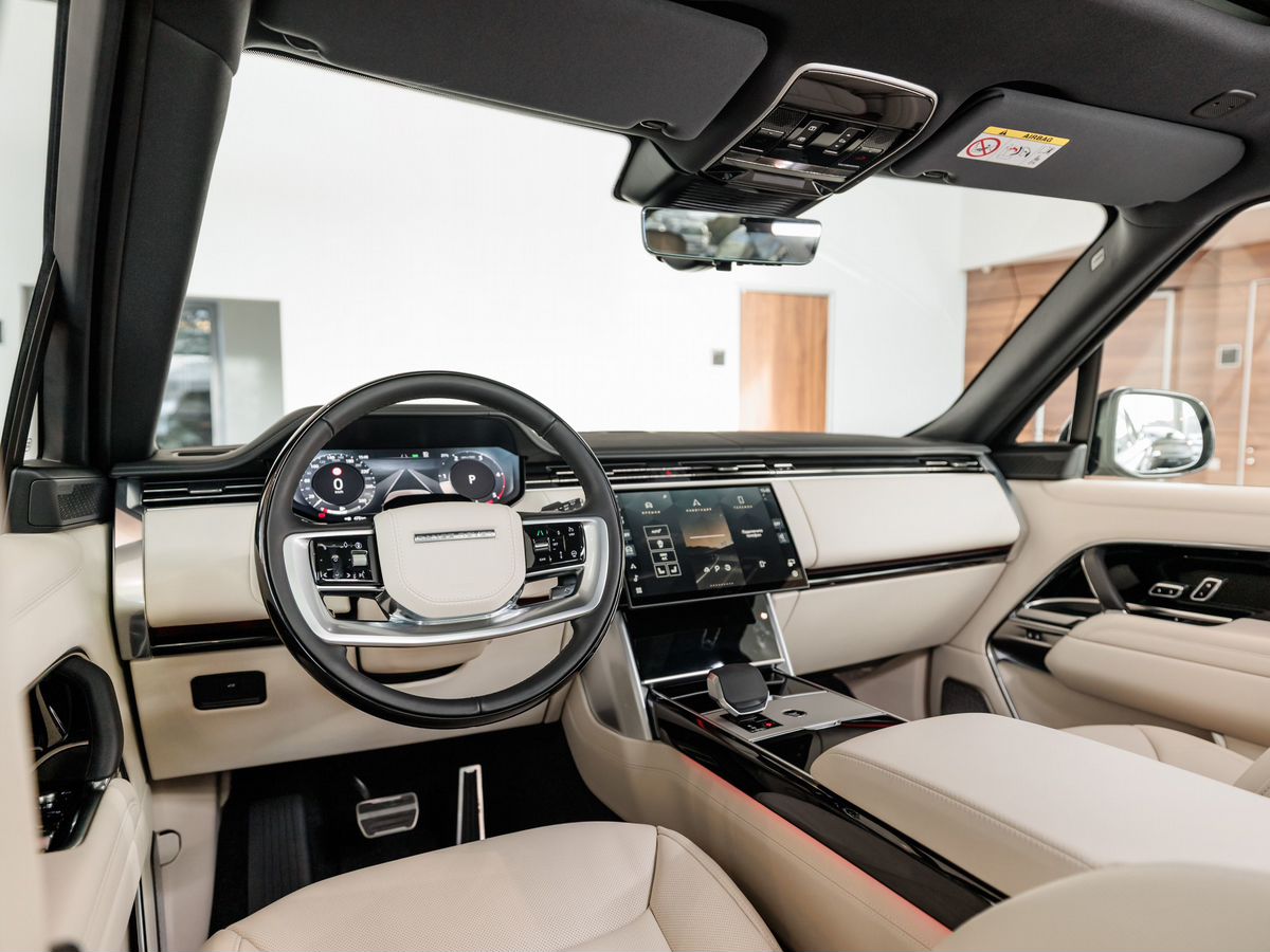 Land Rover Range Rover V D350 MHEV Long 3.0d AT (350 л.с.) 4WD