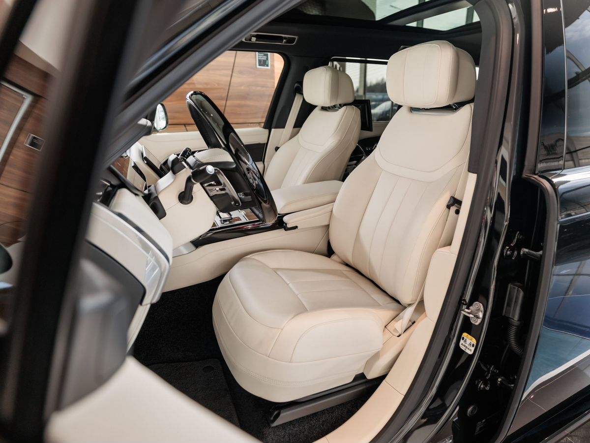 Land Rover Range Rover V D350 MHEV Long 3.0d AT (350 л.с.) 4WD