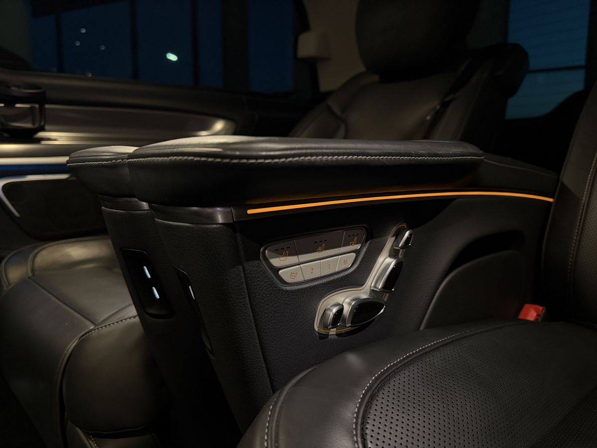 Mercedes-Benz V-Класс III (W447) Рестайлинг 300 d длинный 2.0d AT (237 л.с.) 4WD