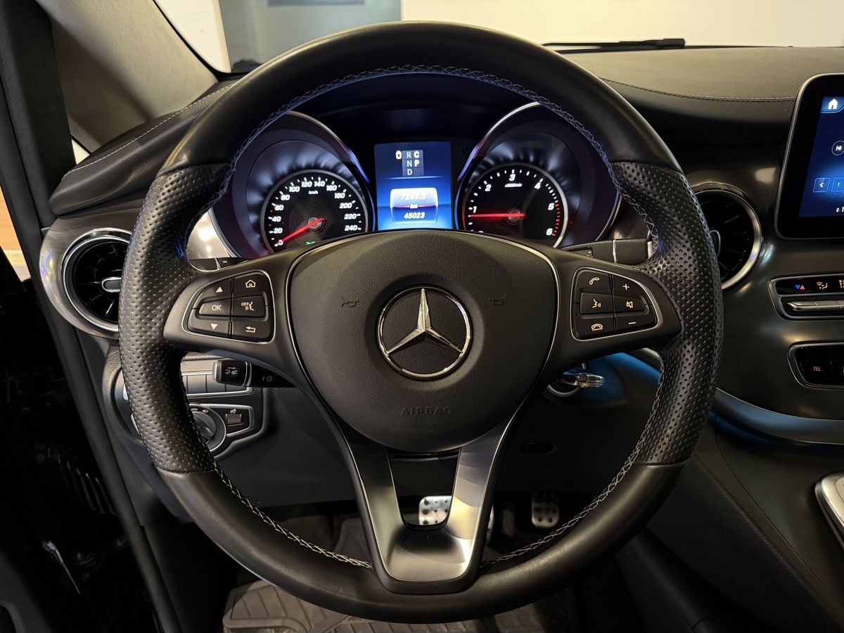 Mercedes-Benz V-Класс III (W447) Рестайлинг 300 d длинный 2.0d AT (237 л.с.) 4WD