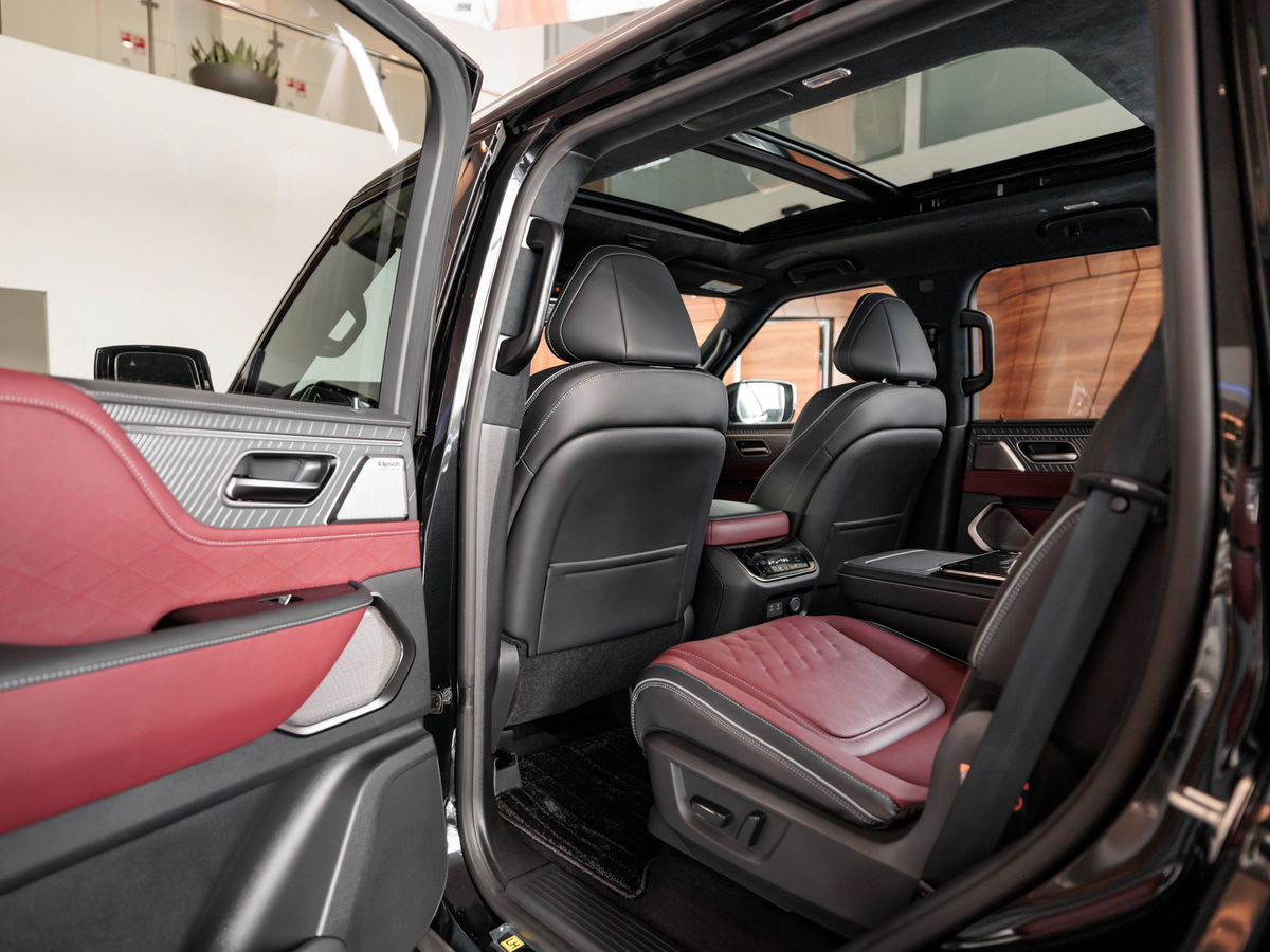 Infiniti QX80 II 3.5 AT (450 л.с.) 4WD