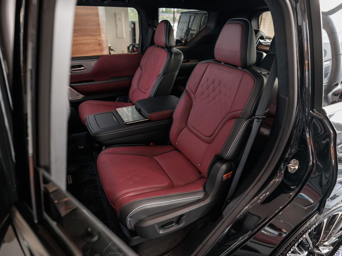 Infiniti QX80 II 3.5 AT (450 л.с.) 4WD