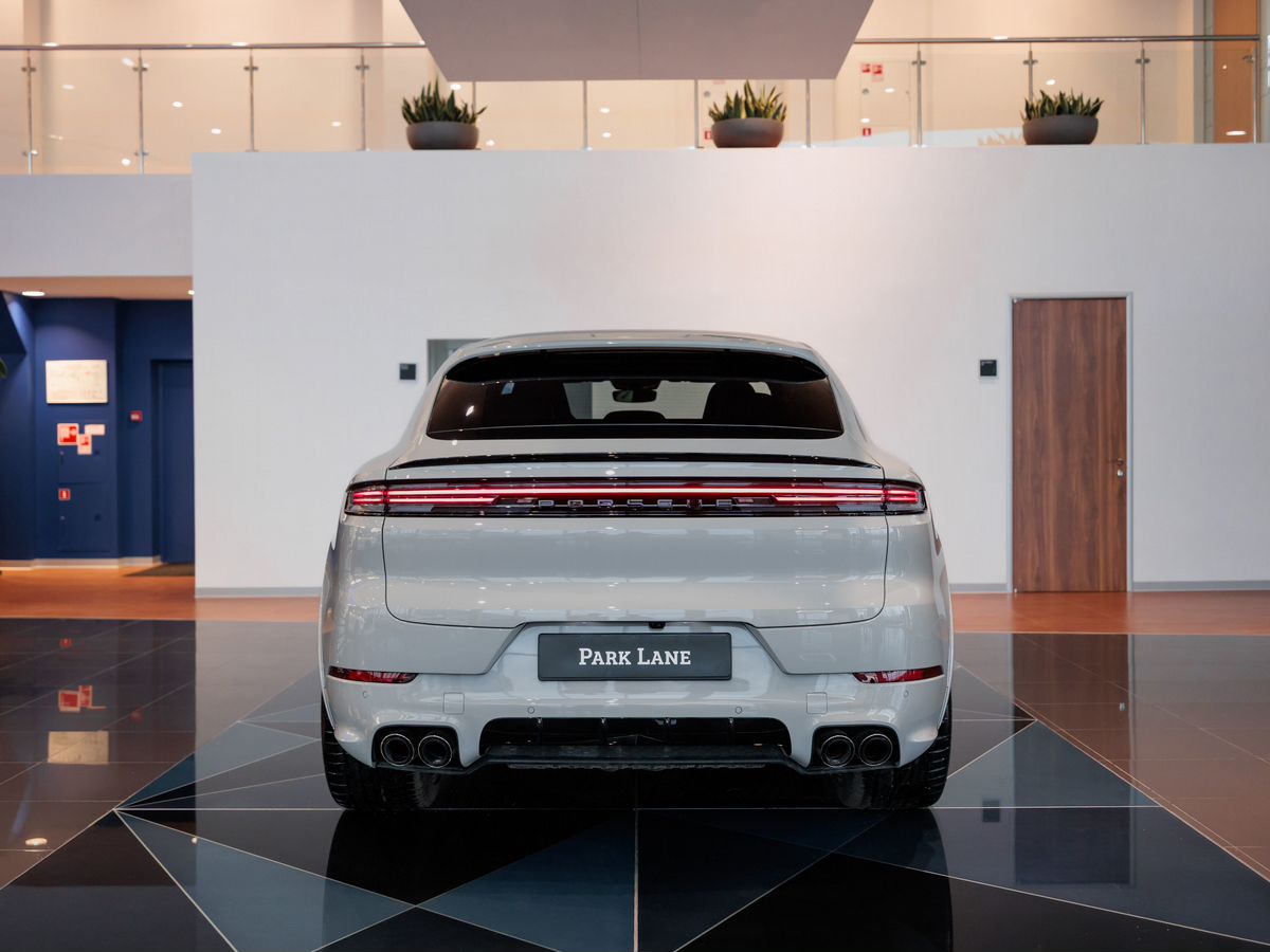 Porsche Cayenne III Рестайлинг Coupé 3.0 AT (353 л.с.) 4WD