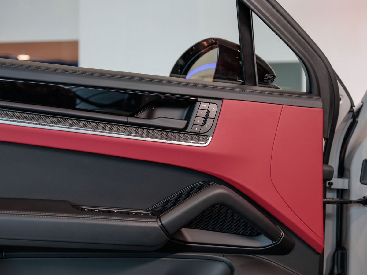 Porsche Cayenne III Рестайлинг Coupé 3.0 AT (353 л.с.) 4WD