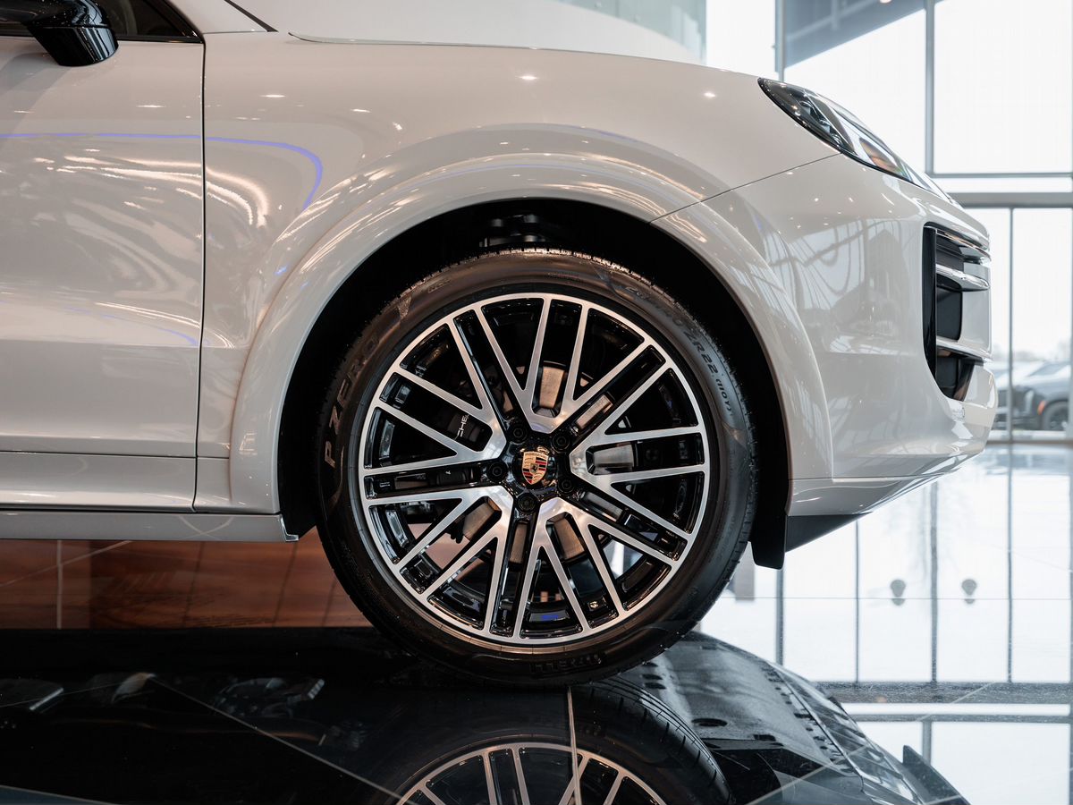 Porsche Cayenne III Рестайлинг 3.0 AT (353 л.с.) 4WD