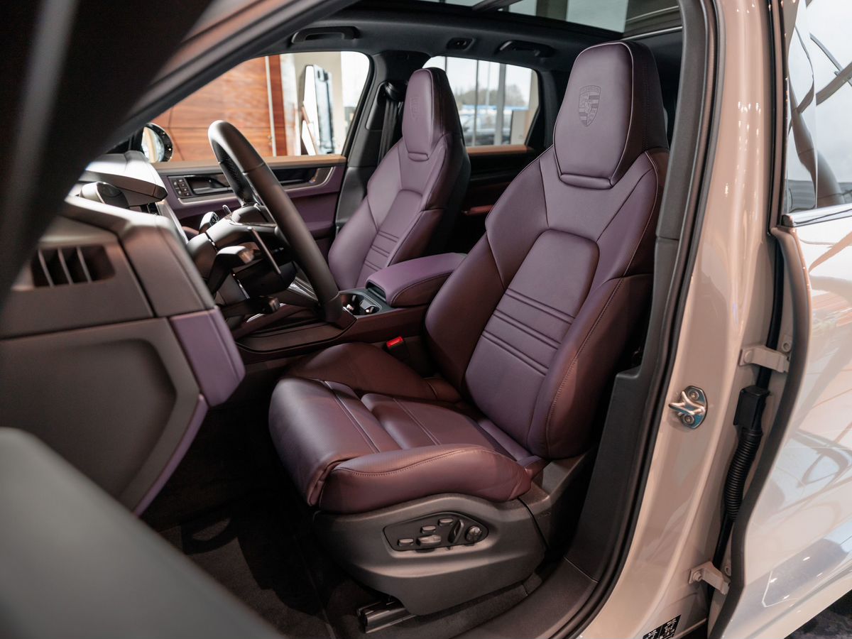 Porsche Cayenne III Рестайлинг 3.0 AT (353 л.с.) 4WD